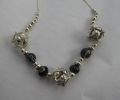 5_Silver-and-Onyx-bead-necklace